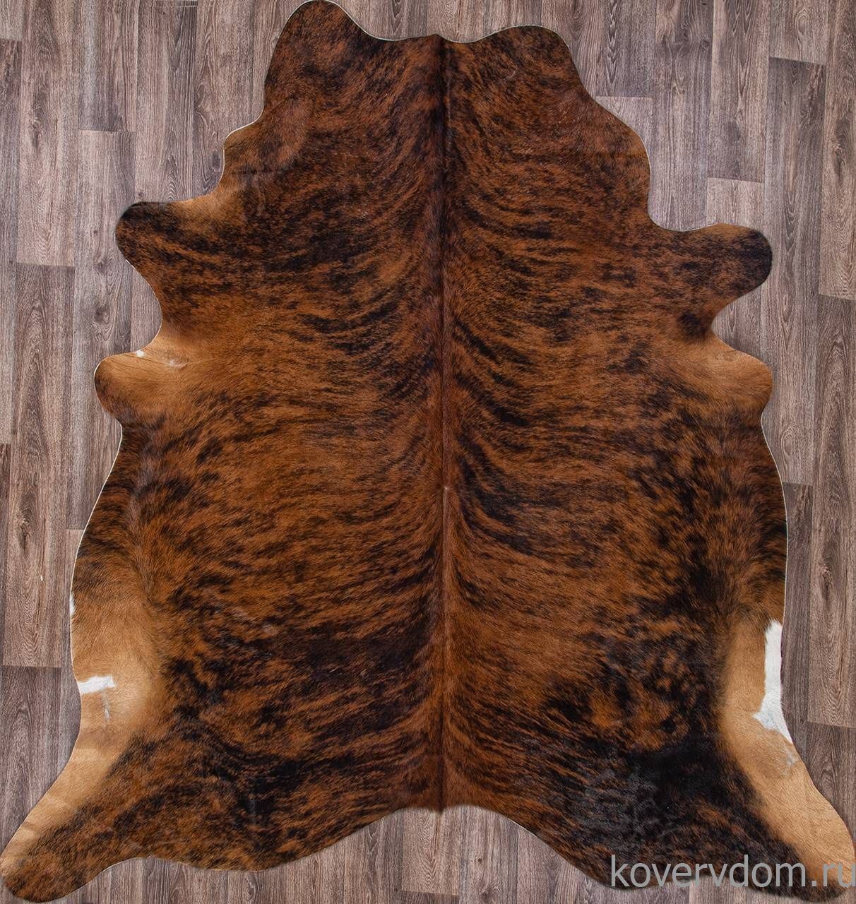 Ковер из натуральной коровьей шкуры RS142 000 Ковер из натуральной коровьей шкуры RS142 000